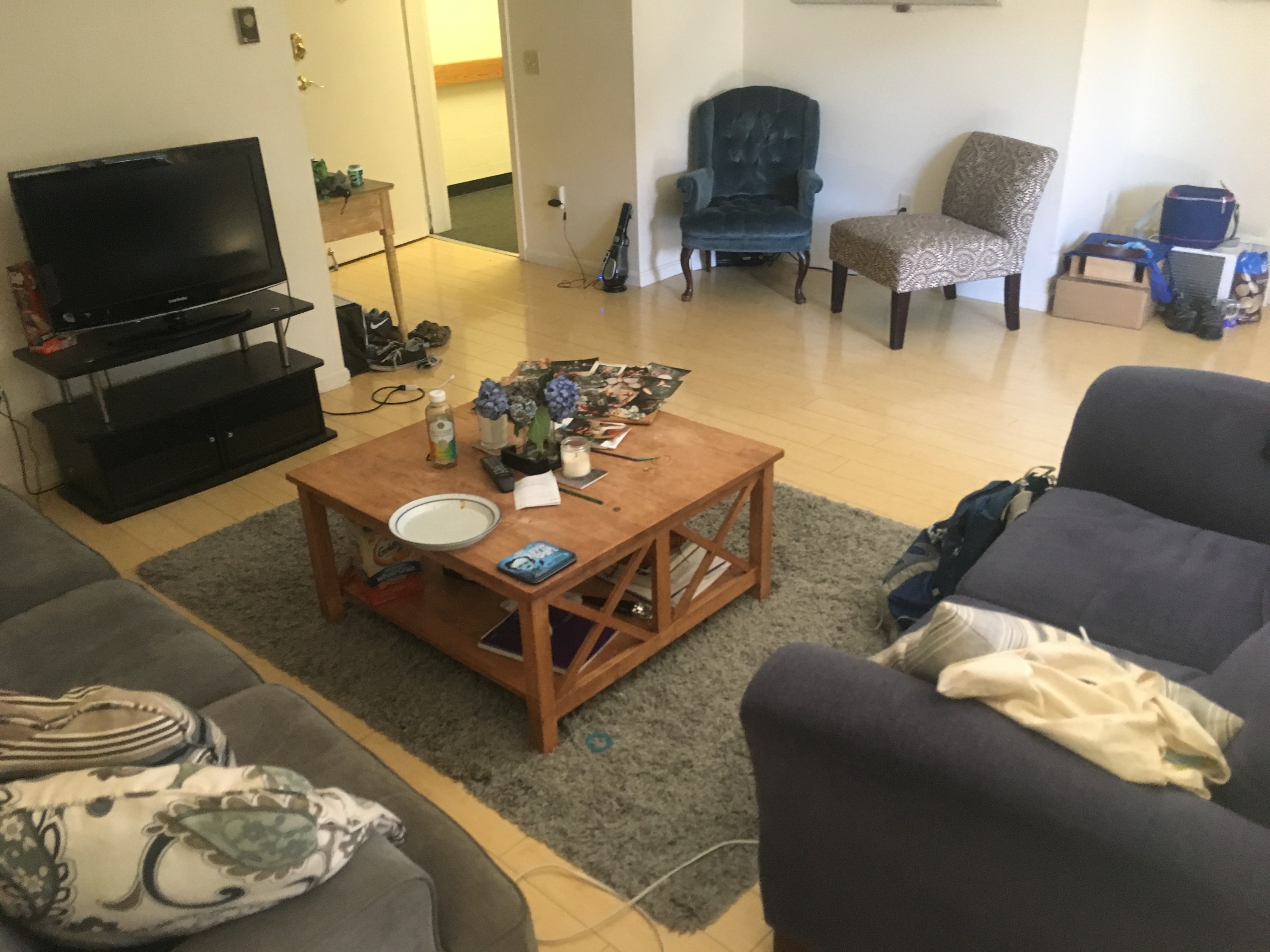 Property main image